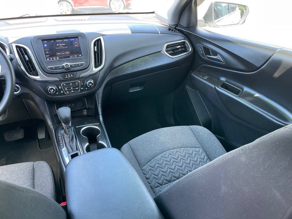 Used 2023 Chevrolet Equinox LT AWD/4WD image 10