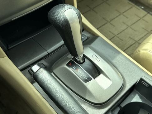 Used 2012 Honda Accord SE image 19