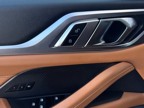 Used 2023 BMW i4 eDrive35 w/ Premium Package image 10