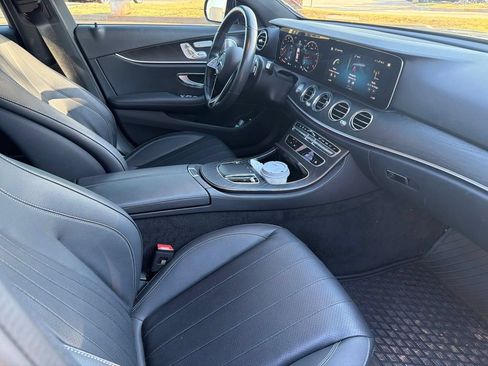 Used 2023 Mercedes-Benz E 350 4MATIC Sedan image 11