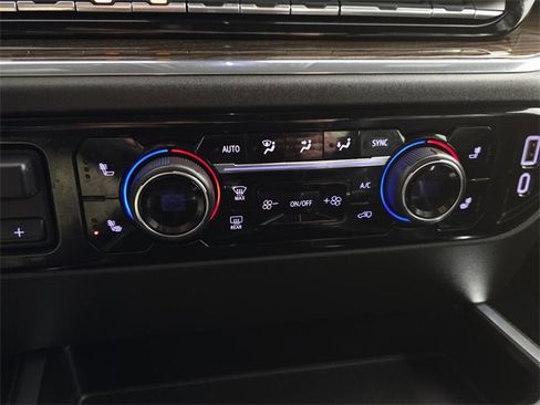 Used 2023 Chevrolet Silverado 1500 RST image 19