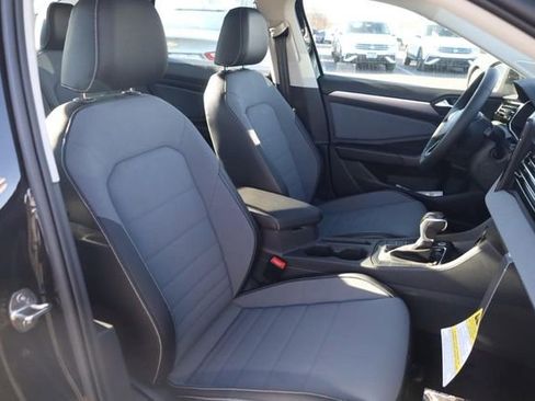 New 2026 Volkswagen Jetta SE image 19