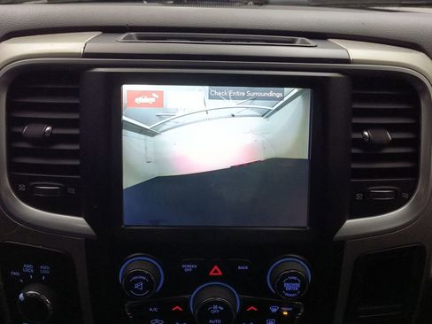 Used 2018 RAM 3500 SLT w/ Luxury Group image 21