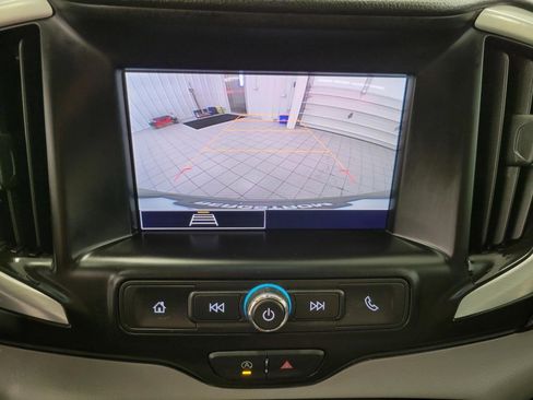 Used 2024 GMC Terrain SLE image 15