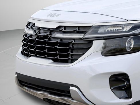 New 2026 Kia Seltos S FWD image 12