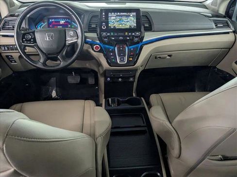 Used 2024 Honda Odyssey Touring image 17