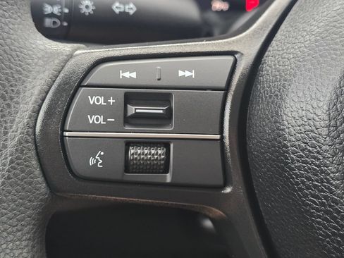 Used 2025 Honda Accord LX image 31
