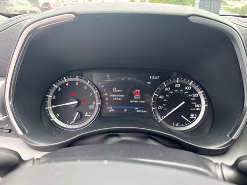 Used 2020 Toyota Highlander Platinum FWD image 23