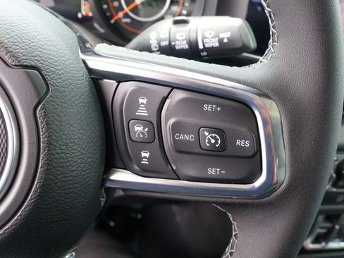 New 2026 Jeep Wrangler Unlimited Sahara AWD/4WD image 27
