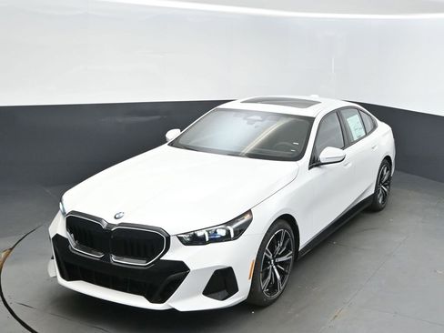 New 2026 BMW 530i w/ M Sport Package image 23