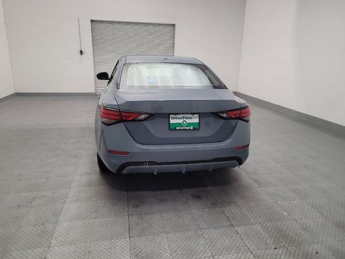 Used 2025 Nissan Sentra SV FWD image 6
