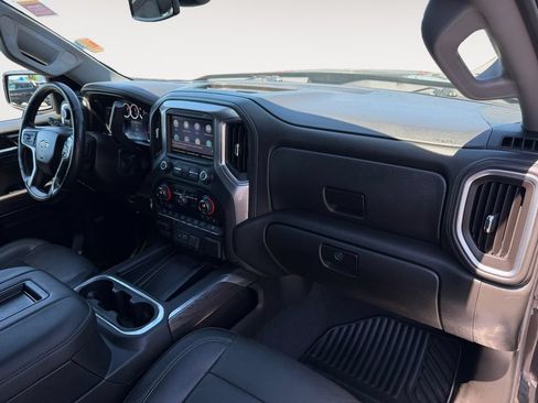 Used 2019 Chevrolet Silverado 1500 LTZ w/ LTZ Premium Package AWD/4WD image 27
