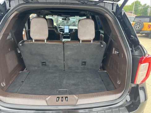 Used 2023 Ford Explorer King Ranch w/ Technology Package AWD/4WD image 24