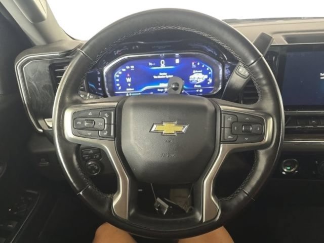 Used 2023 Chevrolet Silverado 1500 LT AWD/4WD image 12