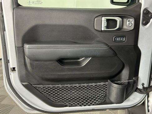 Used 2022 Jeep Wrangler Unlimited Sahara w/ Cold Weather Group image 42