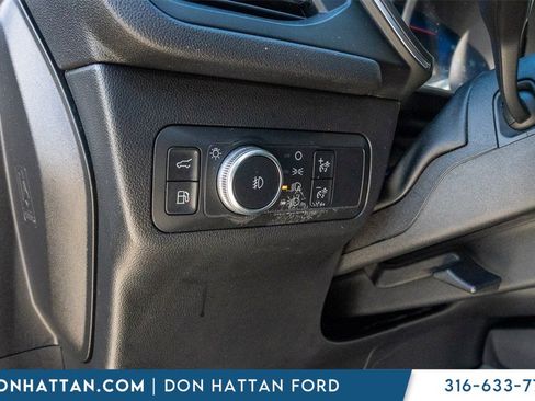 Used 2020 Ford Escape Titanium image 17