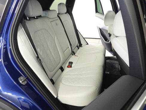 Used 2023 BMW X5 sDrive40i w/ Parking Assistance Package image 20