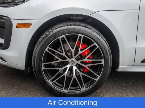 Used 2024 Porsche Macan Turbo AWD/4WD image 14