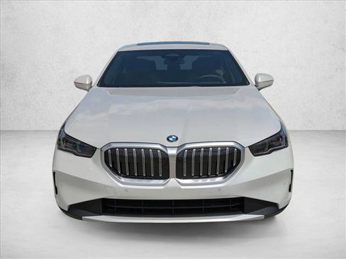 New 2027 BMW 530i xDrive w/ Premium Package AWD/4WD image 6
