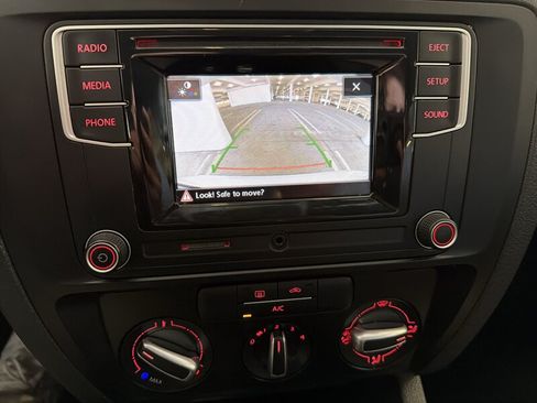 Used 2017 Volkswagen Jetta S FWD image 12