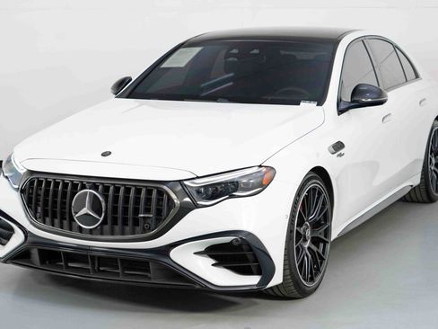Used 2025 Mercedes-Benz E 53 AMG e 4MATIC Sedan image 56