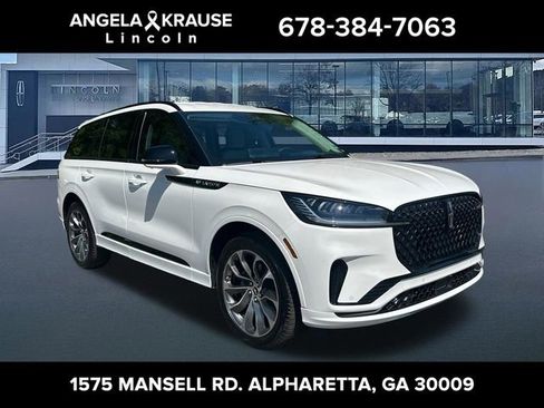 New 2026 Lincoln Aviator AWD w/ Jet Appearance Package image 1