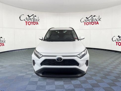 Used 2025 Toyota RAV4 XLE FWD image 6