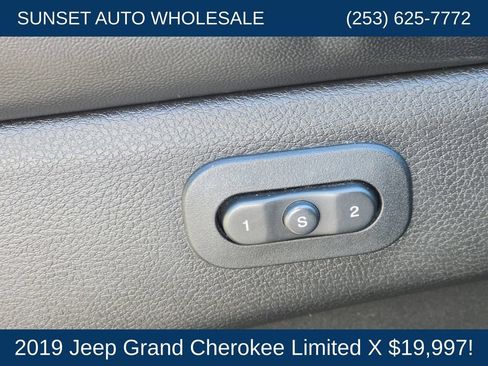 Used 2019 Jeep Grand Cherokee Limited X AWD/4WD image 25