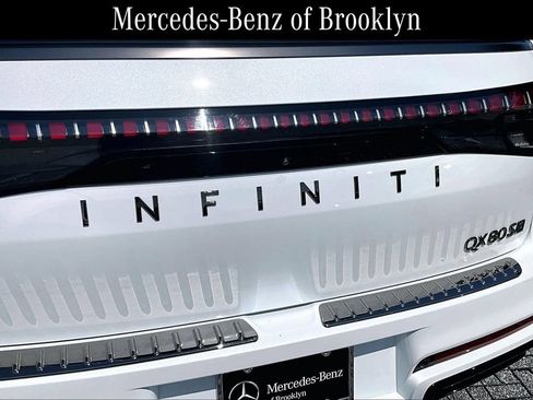 Used 2026 INFINITI QX80 4WD w/ Sport Exterior Package image 31
