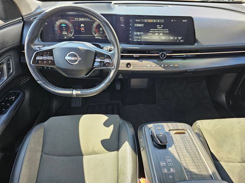 Used 2024 Nissan Ariya FWD image 19