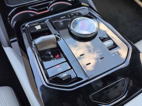 New 2026 BMW 530i xDrive AWD/4WD image 35