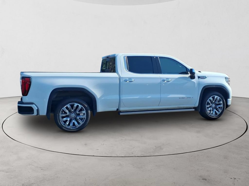 Used 2024 GMC Sierra 1500 Denali w/ Denali Reserve Package AWD/4WD image 7