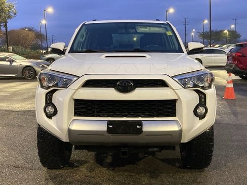 Used 2017 Toyota 4Runner TRD Off-Road Premium image 2