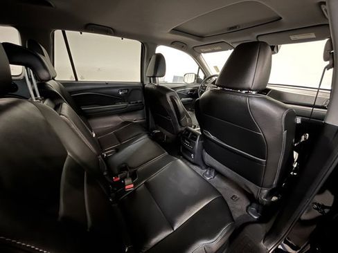 Used 2022 Honda Pilot Special Edition image 12