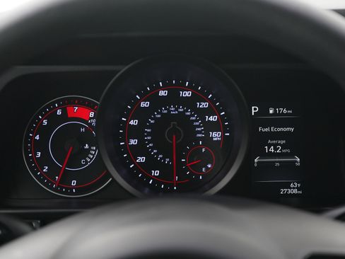 Used 2023 Hyundai Elantra SEL image 23