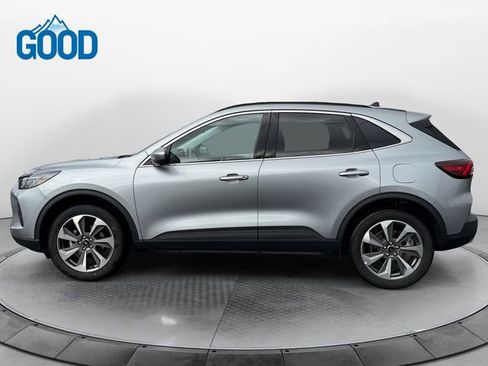 Used 2024 Ford Escape Platinum image 2