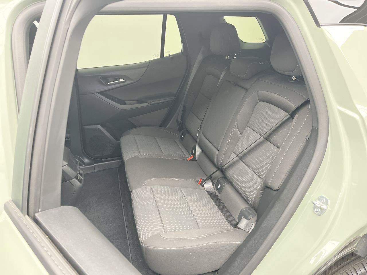 Certified 2026 Chevrolet Equinox LT AWD/4WD image 11