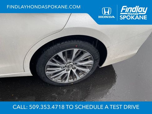 Used 2021 Lexus ES 250 w/ Premium Package image 4