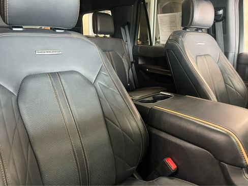 Used 2023 Ford Expedition Platinum AWD/4WD image 42