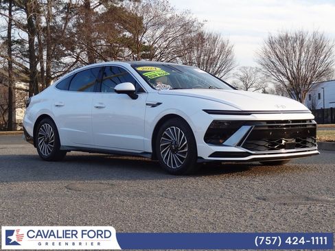 Used 2024 Hyundai Sonata Limited image 1