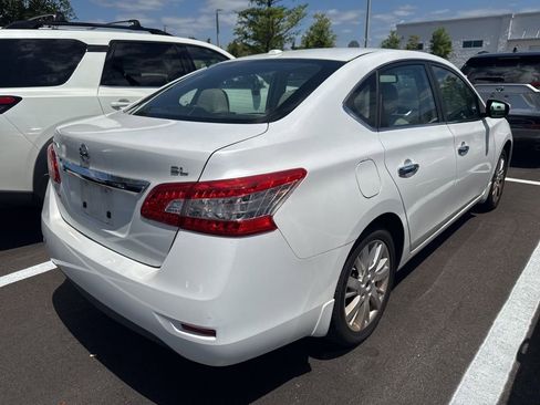 Used 2015 Nissan Sentra SL w/ Navigation Package image 4