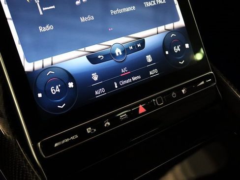 Used 2022 Mercedes-Benz SL 63 AMG 4MATIC image 31