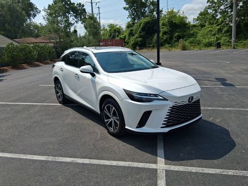 Used 2024 Lexus RX 350h w/ Cold Area Package AWD/4WD image 7