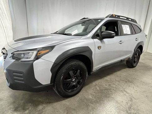 Used 2023 Subaru Outback Wilderness AWD/4WD image 5