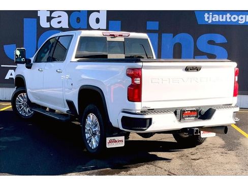 Used 2021 Chevrolet Silverado 2500 High Country AWD/4WD image 13