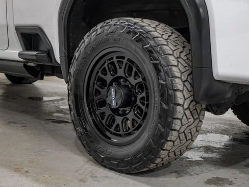 Used 2024 GMC Sierra 2500 AT4 w/ AT4 Premium Plus Package AWD/4WD image 64