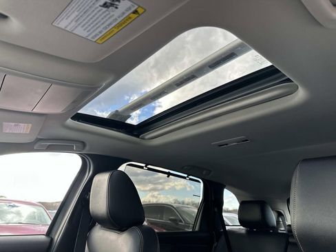 Certified 2024 MAZDA CX-90 Plug-In Hybrid w/ Preferred image 25