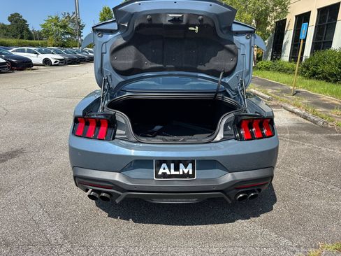 Used 2024 Ford Mustang GT RWD image 16