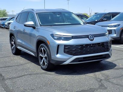 New 2025 Volkswagen Tiguan SE