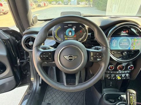 Used 2024 MINI Cooper SE FWD image 13